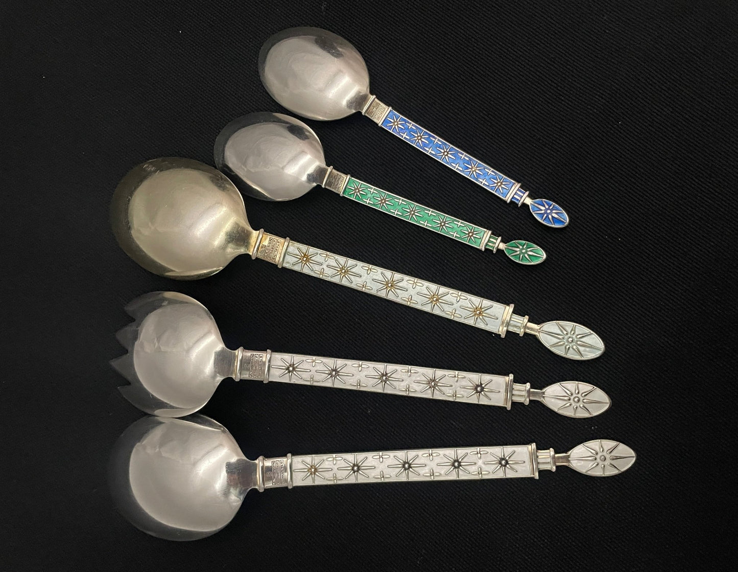 Emalje sølvbestikk "Stjerne" av Tostrup i 925s