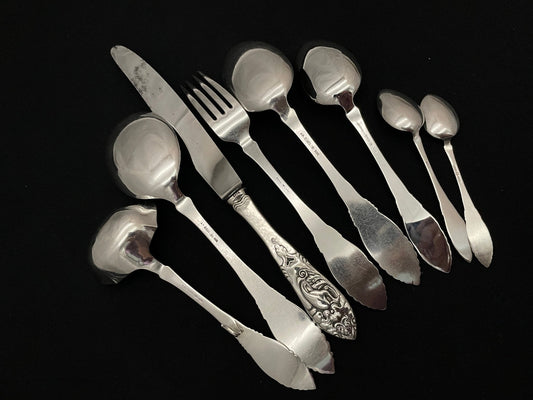 Ibis sølvbestikk sauseøse, potetskje, stor Kniv, Stor gaffel, stor skje, liten skje, teskje og kaffeskje