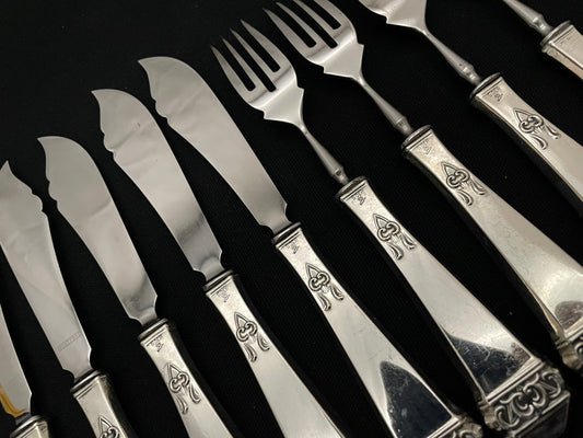 Saga Sølvbestikk Fiskekniv og fiskegaffel bakside