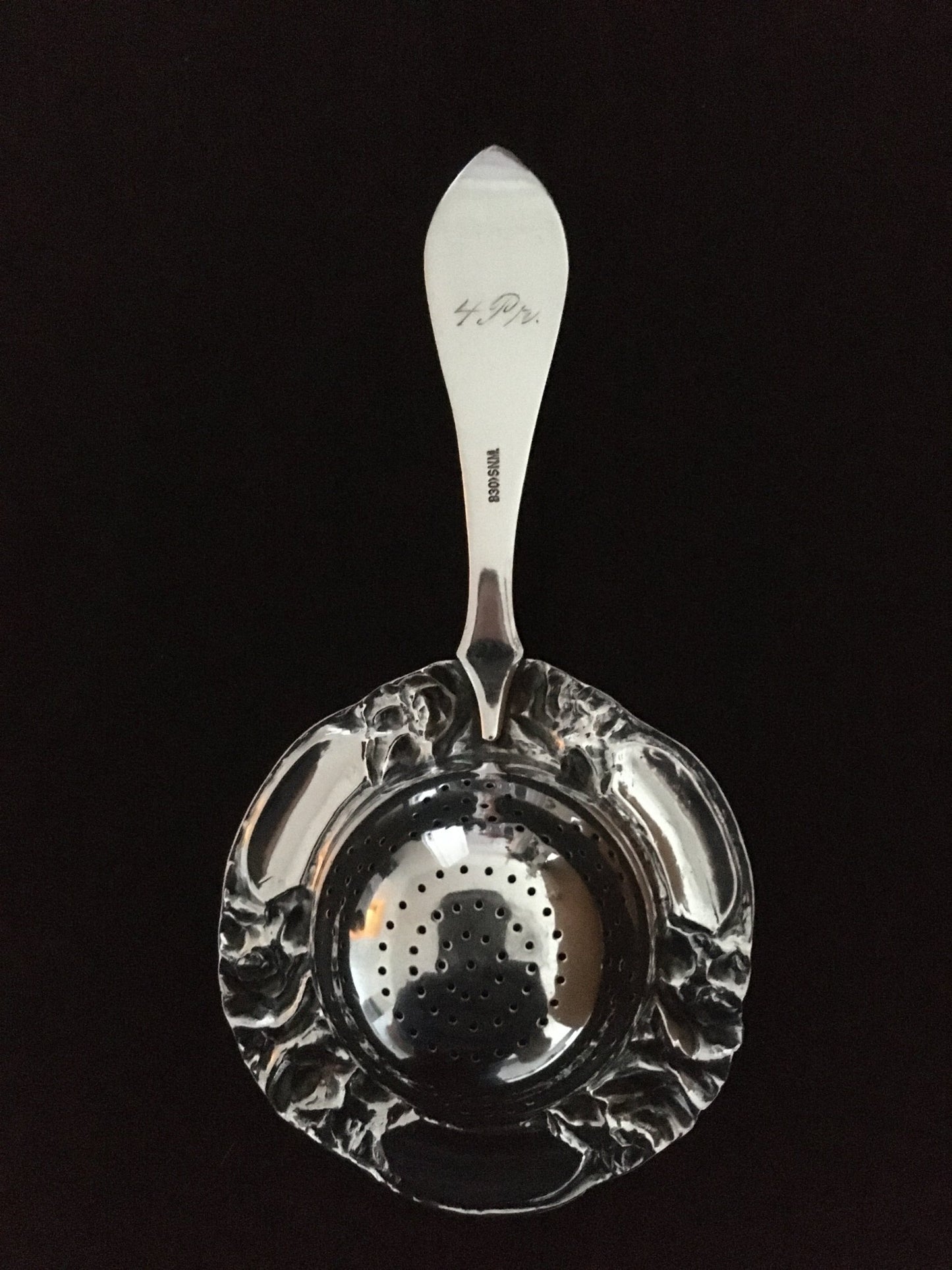 Raised Rose silver miscellaneous in the 830s by Th Marthinsen