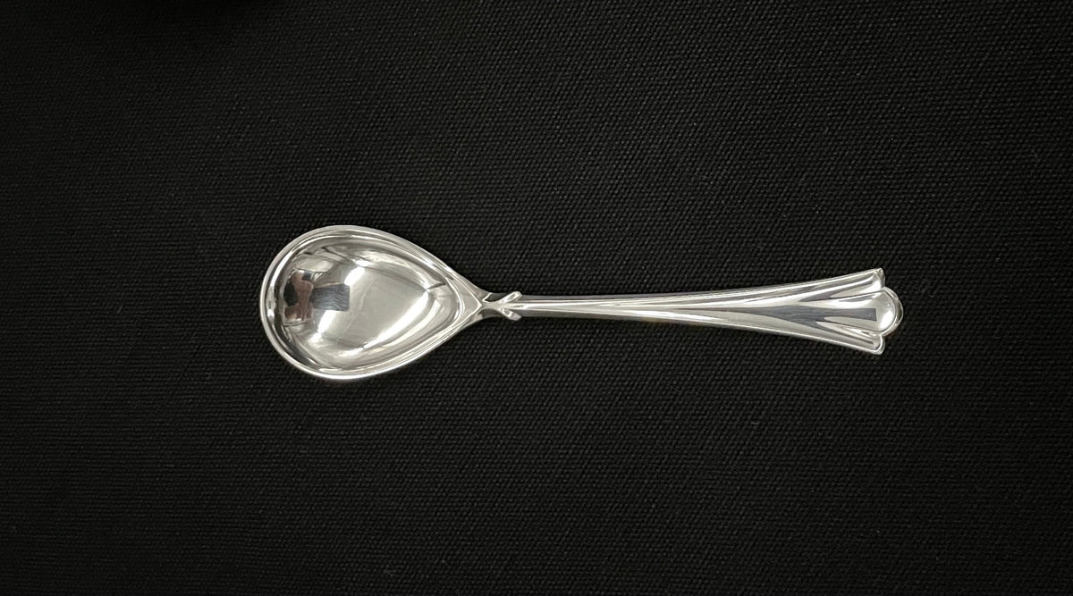 Lilje sølv syltetøy skje 13.5 cm i 830s av Magnus Aase og Th Olsens Eftf