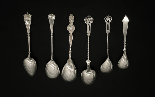 Olika silversedar i 830 eller 13 1/4 av olika tillverkare