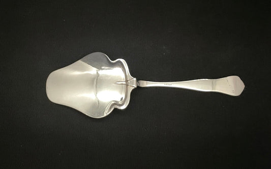 Farmercoco tårtskyffel i silver på 830-talet av Th Olsens Eftf