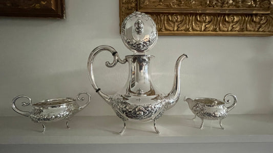 Rose patterned silver coffee set in 3 parts in 830s by Hans Hohle Silver Product