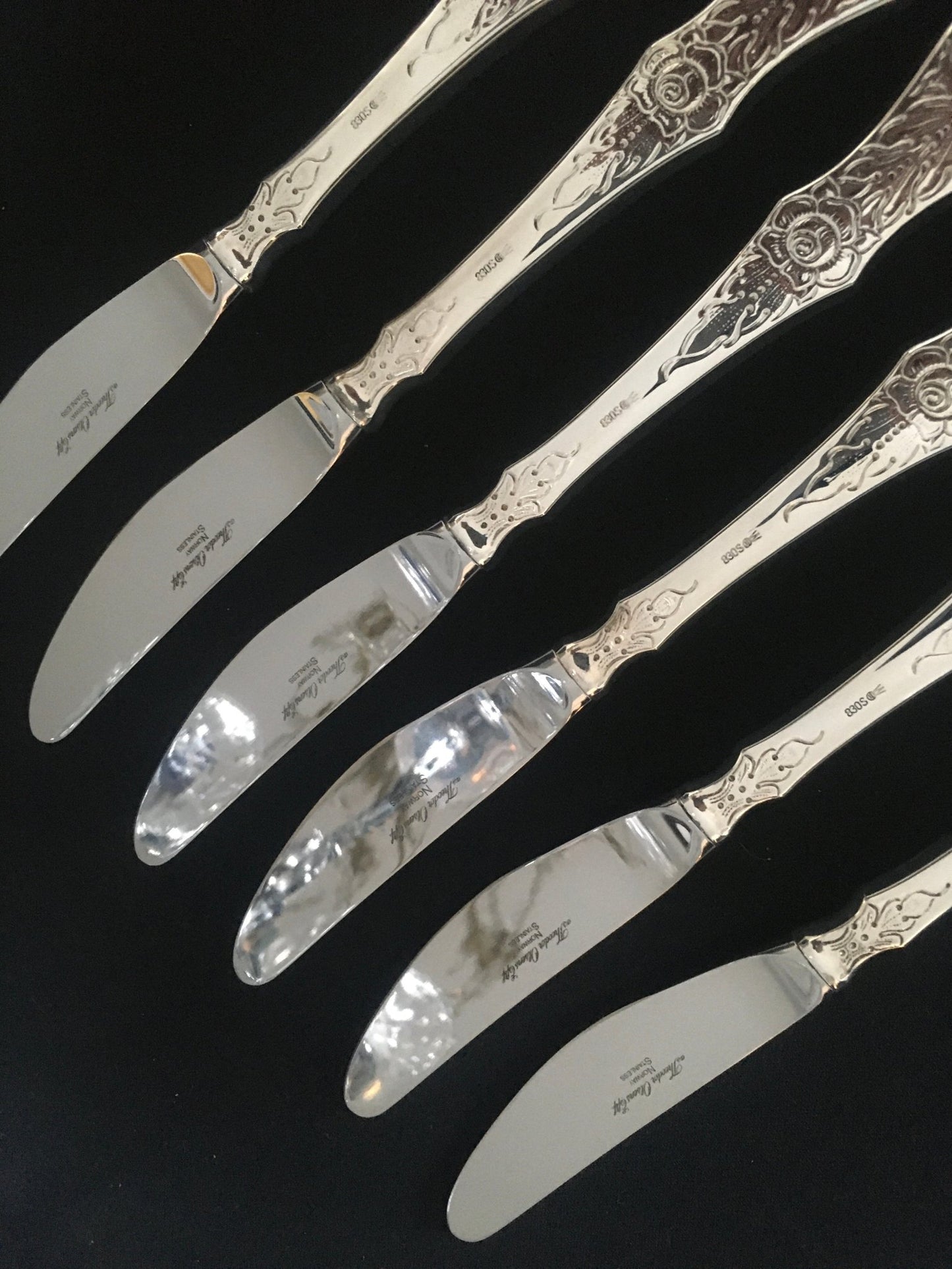 Flat Rose sølv kniv med langt skaft i 830s av Th Olsens Eftf