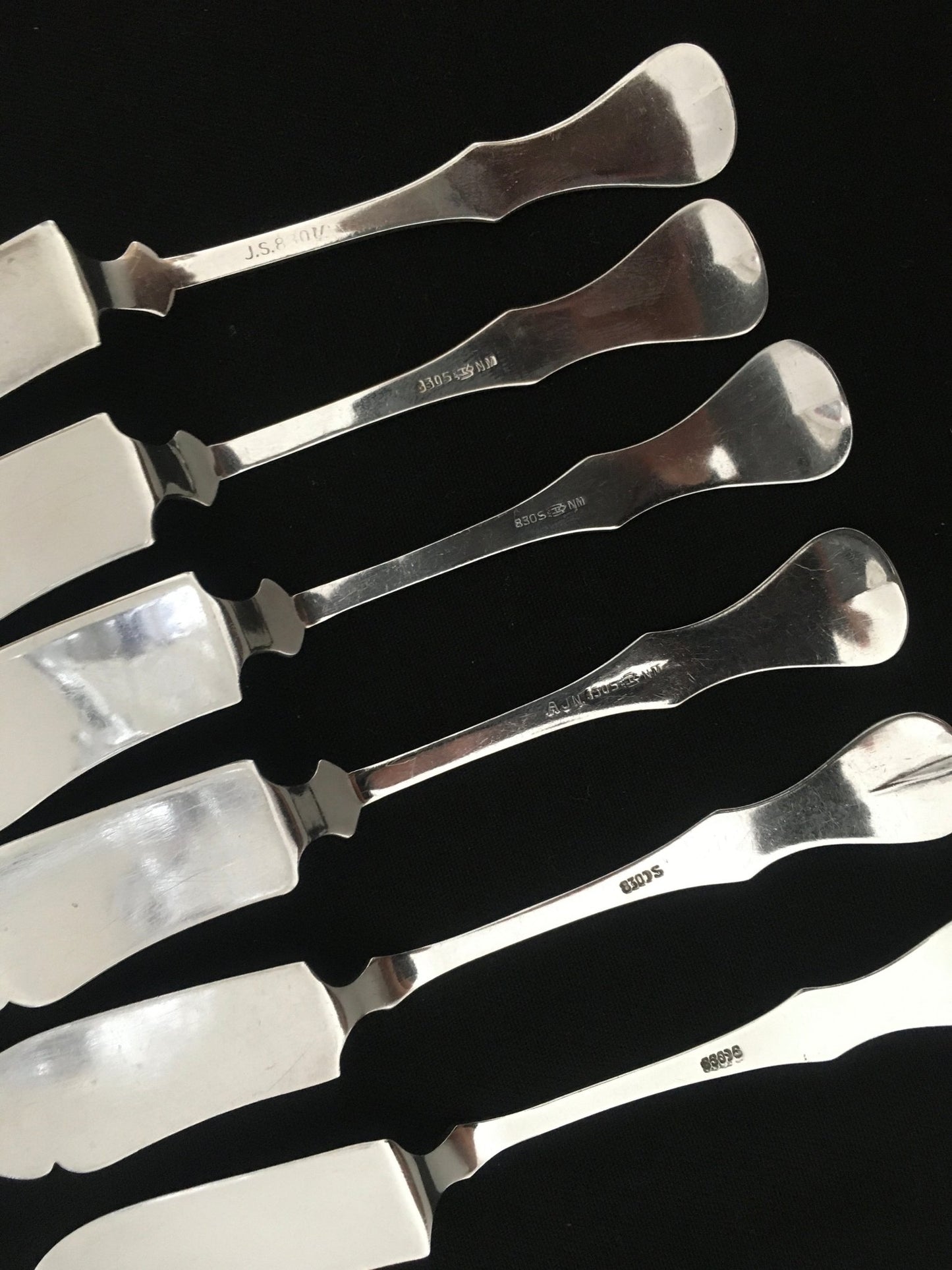 Flat Rose sølv smørspade og klyper i 830s