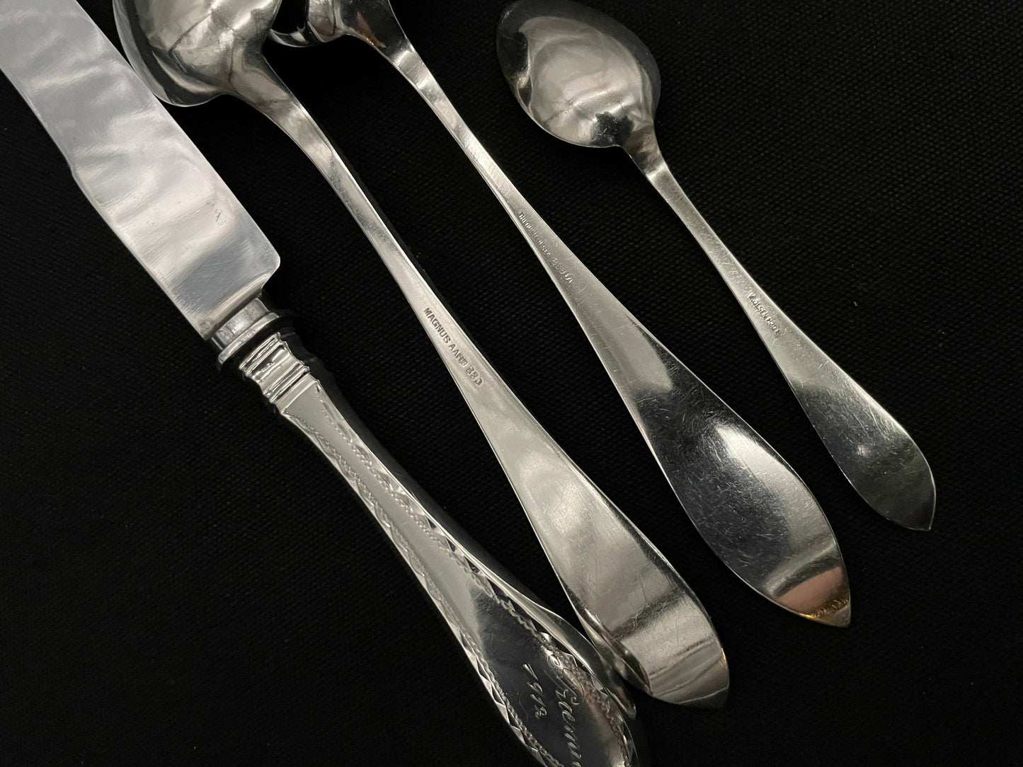 Spissgravert 2 Sølvbestikk Bakside