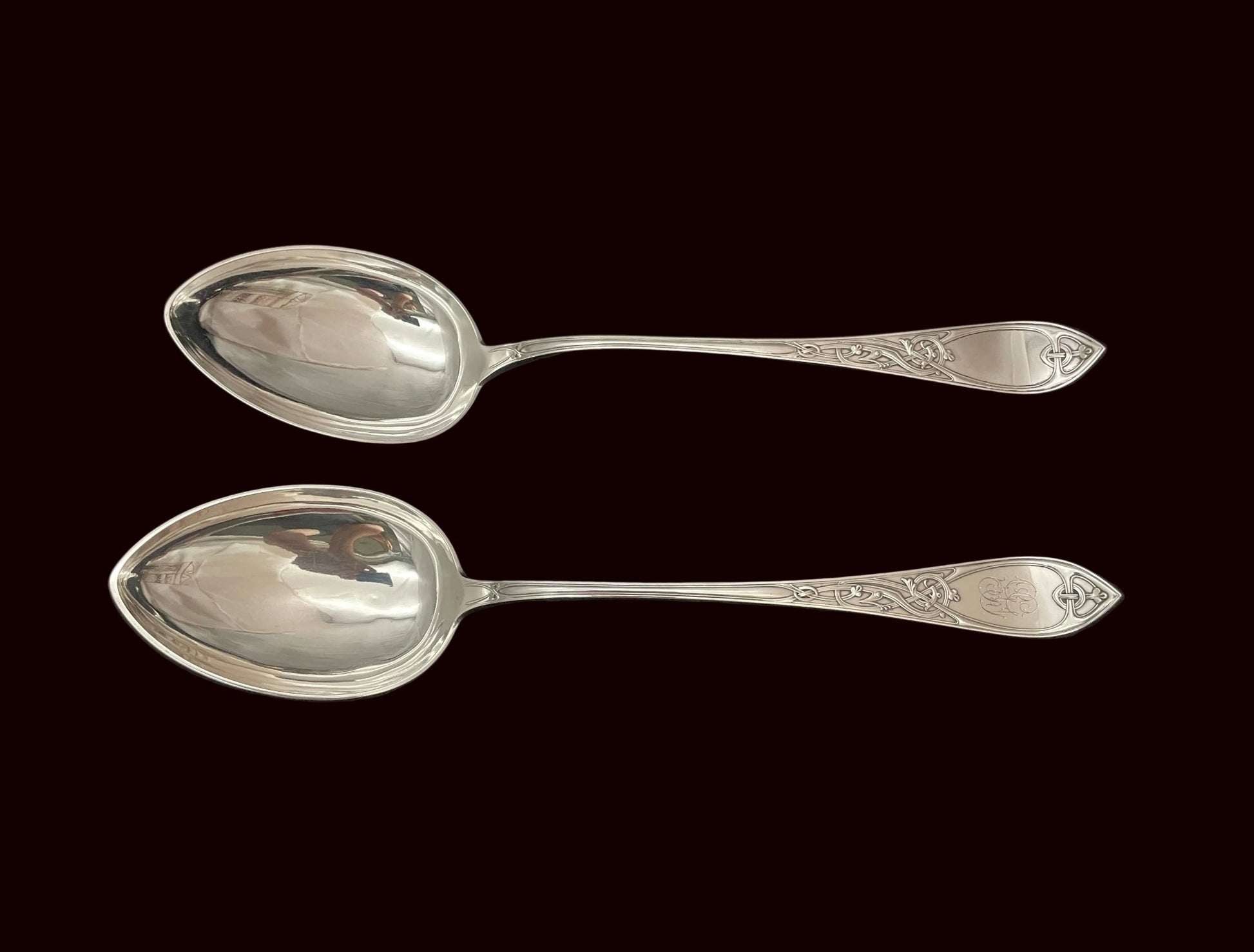 Drage grøtskje 40cm i 830
