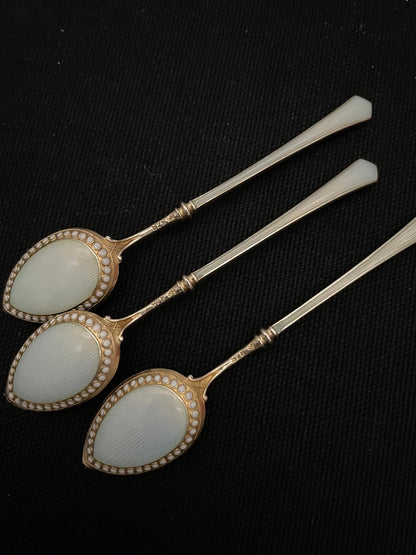 Emalje sølv mocca skje C Bergs Eftf i Oslo stempel