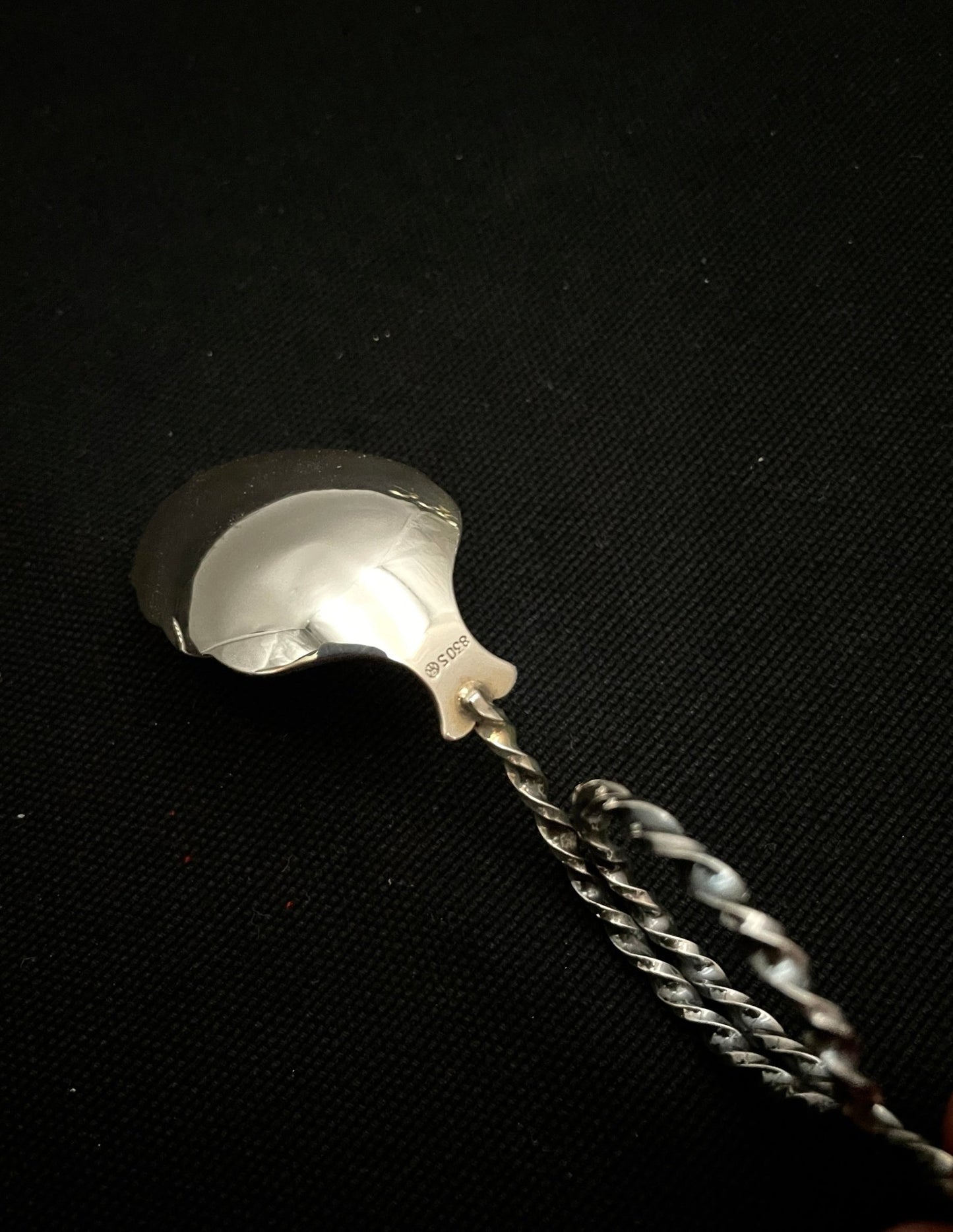 Festbord strøskje Ottar Hval