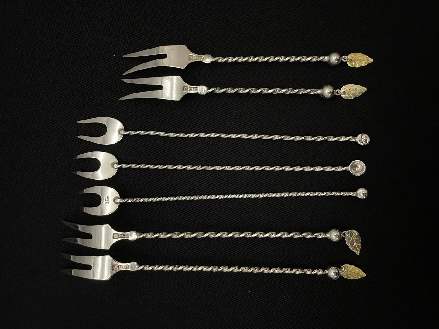 Festbord sølvbestikk koldt gaffel bakside