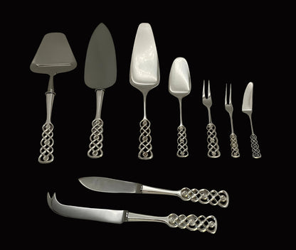 Ringebu sølvbestikk serveringsdeler i 830s av David Andersen