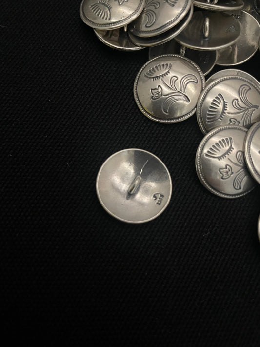 Bunadsknapp 20mm oksidert sølv 830s Nordland