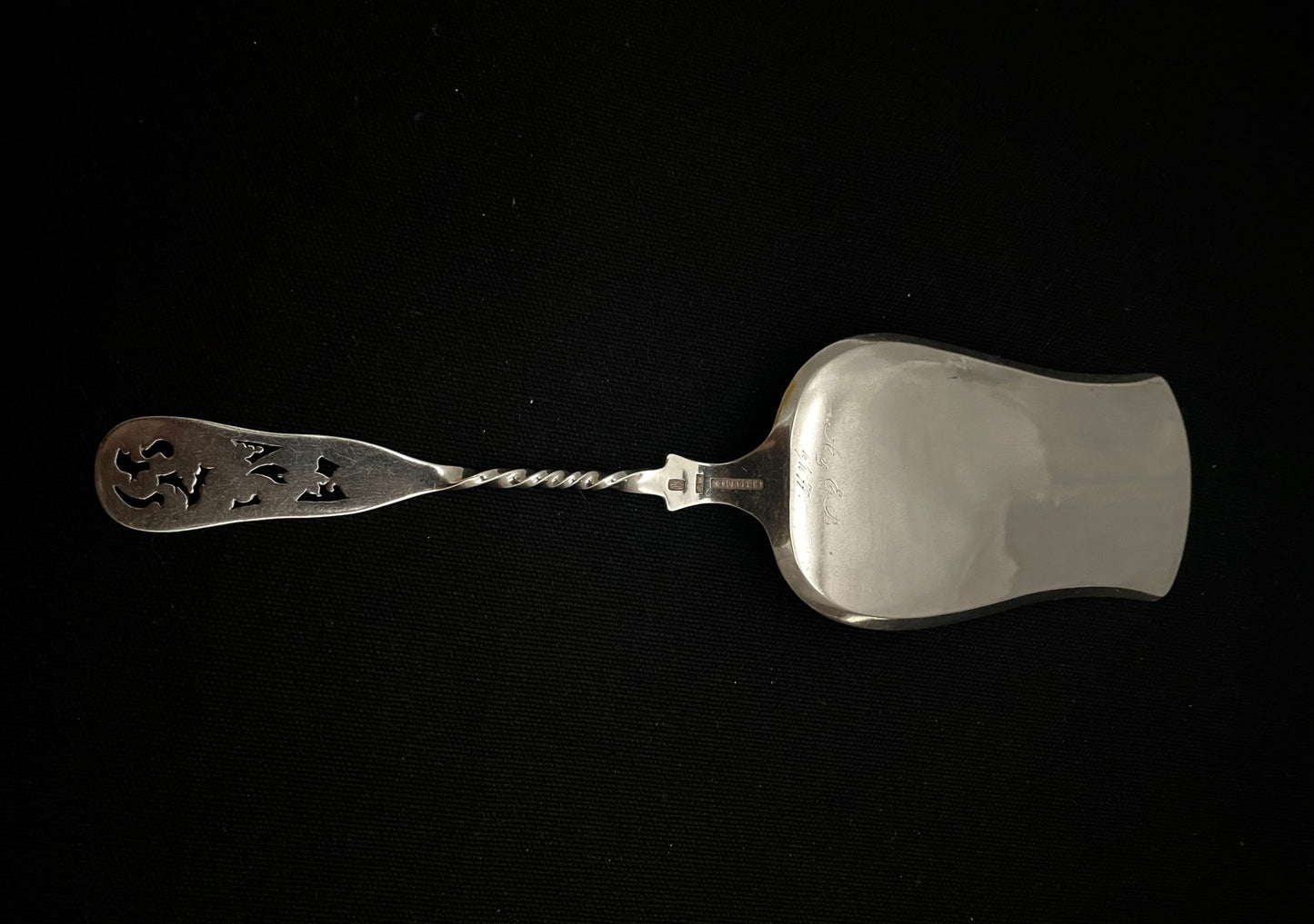 Sjeldent sølv i 13 1/4 skjeer og spader alt i eldre varianter