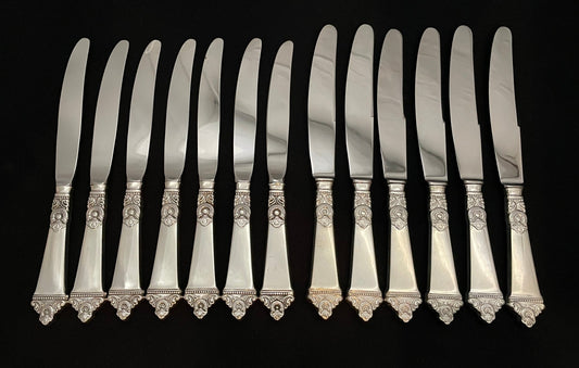 Store sølvkniver i Odel i 830s