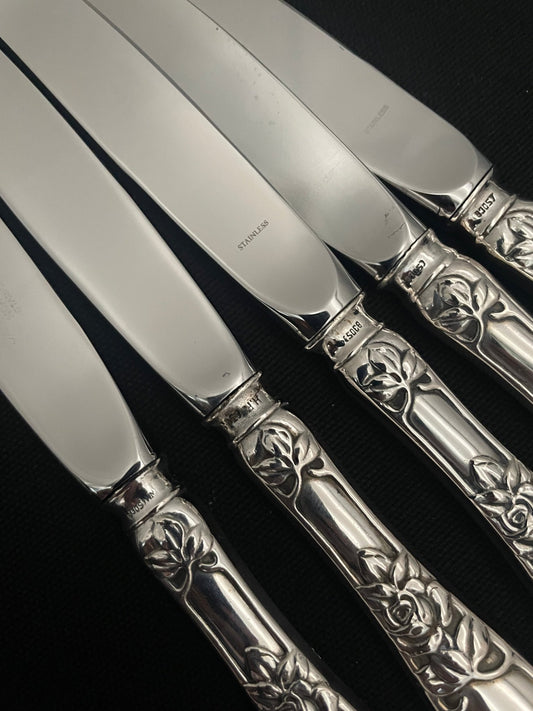 Opphøyet Rose sølvbestikk i 830s av Th Marthinsen