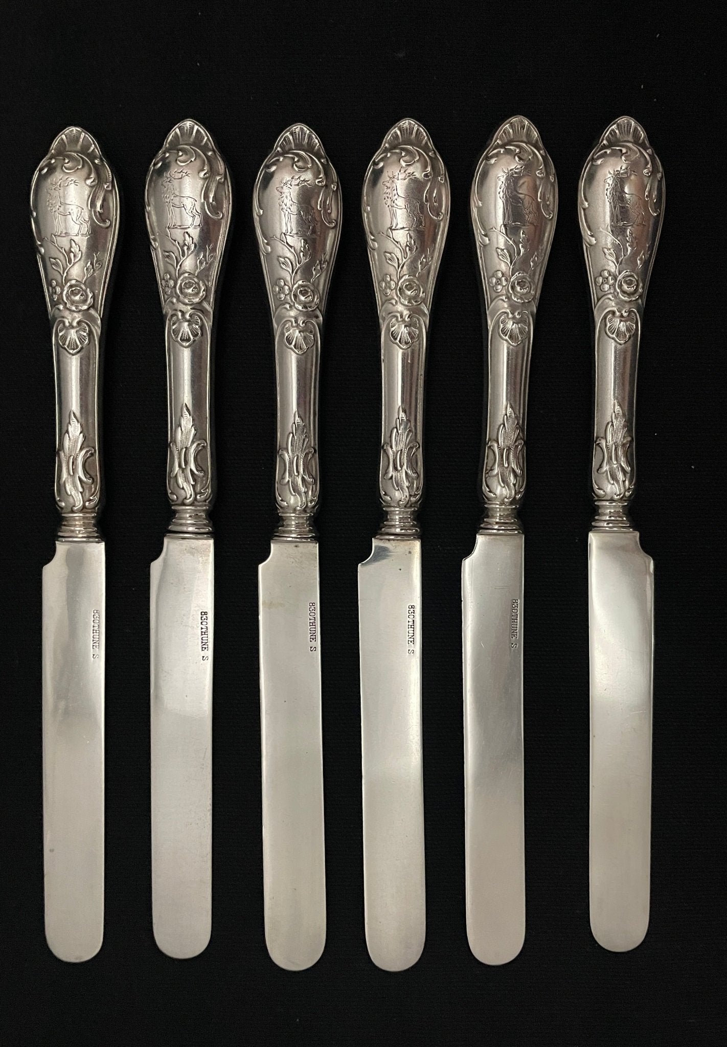 Rococco sølvbestikk kniver i 830s helsølv av Thune