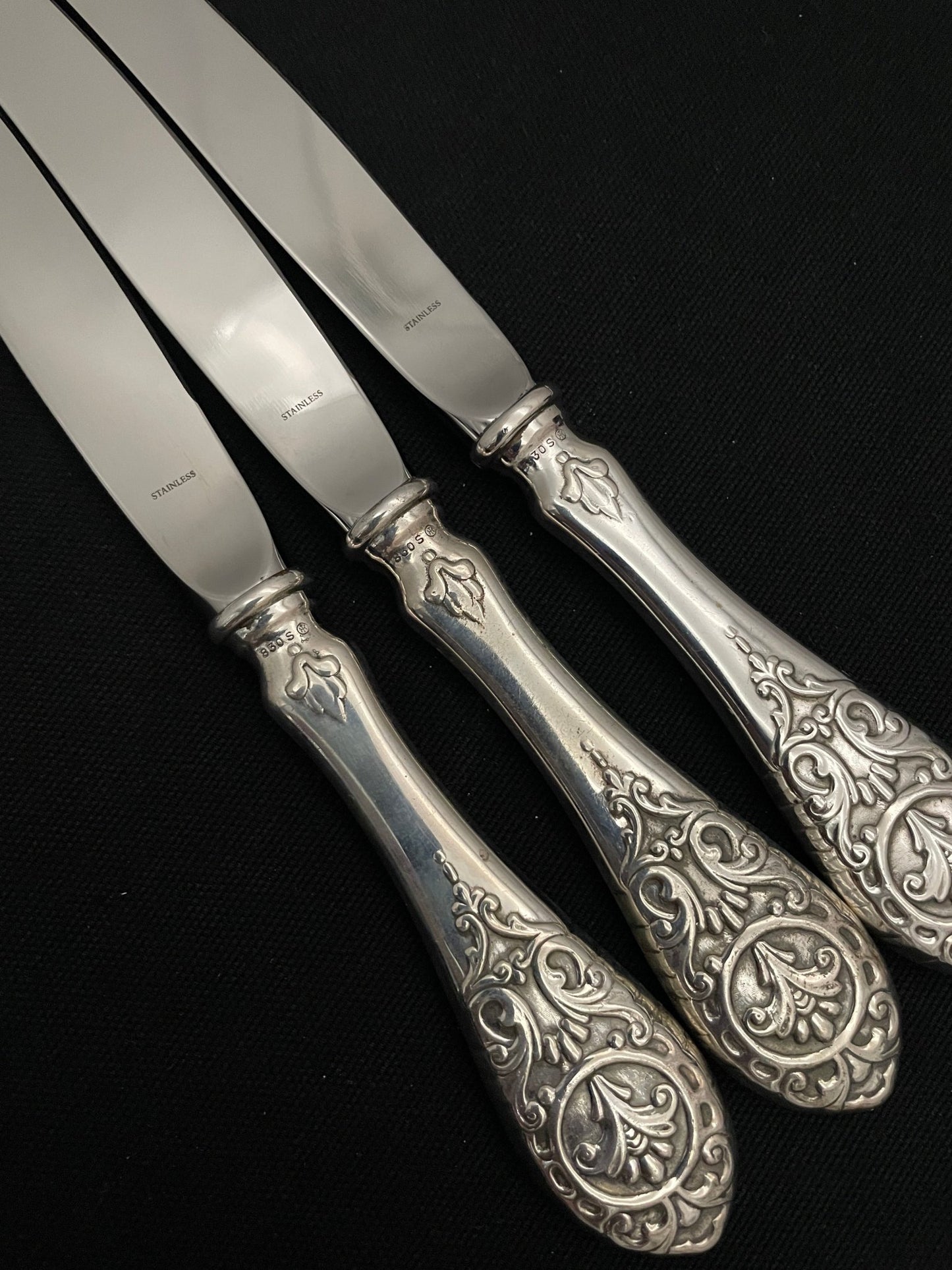 Renessansesølv store kniver I 830s av Ottar Hval