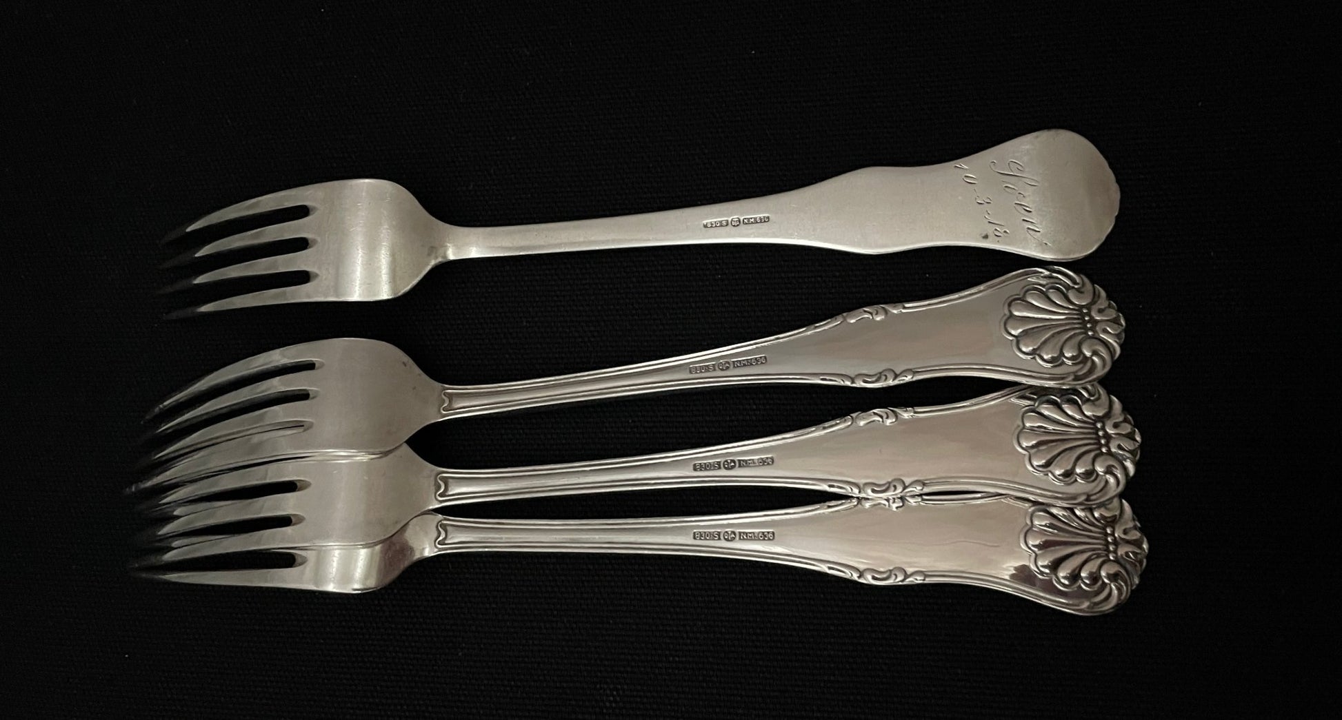 Dobbelt Presset Musling Sølvbestikk Gaffel Bakside