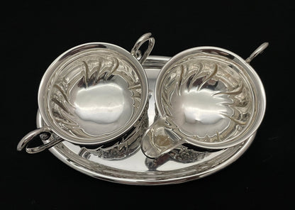 Sett nr 4 Fløtemugge og Sukkerkopp Magnus Aase på  brett