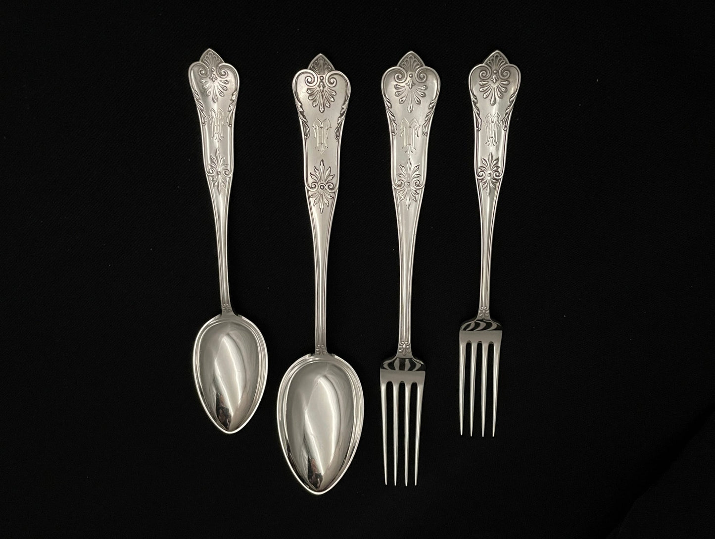 Nyroccock silverware in 830s by David Andersen