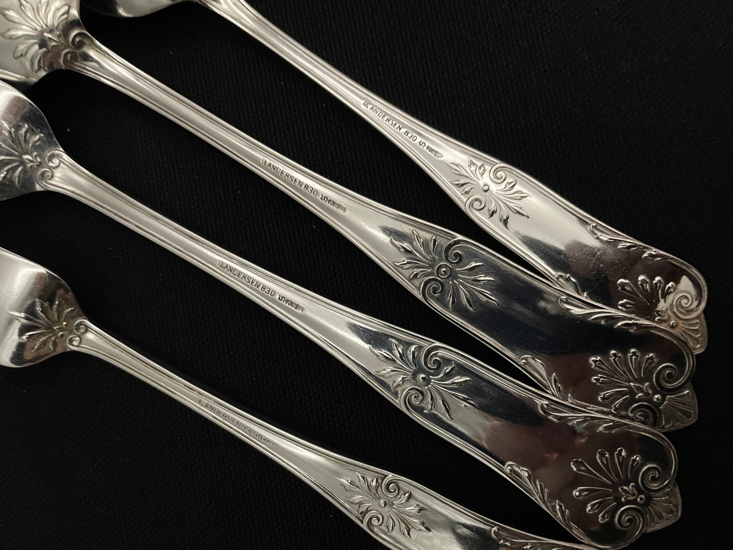 Nyroccock silverware in 830s by David Andersen