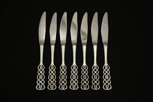 Ringebu silver cutlery by David Andersen in the 830s