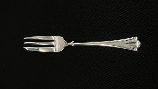 Lilje sølv kake gaffel 15.0 cm i 830s av Magnus Aase og Th Olsens Eftf