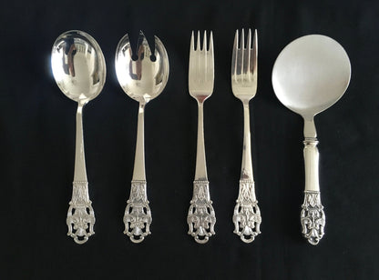 Diplomat silver salad cutlery and in various parts in the 830s by Nils Hansen silverware