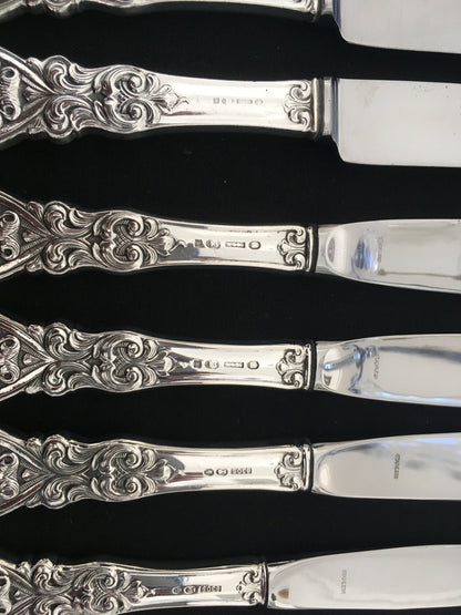 Valdres silver knives in various sizes in the 830s by Th Marthinsen