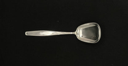 Commemorative silver cutlery in 830s Kunst & Metallindustri AS