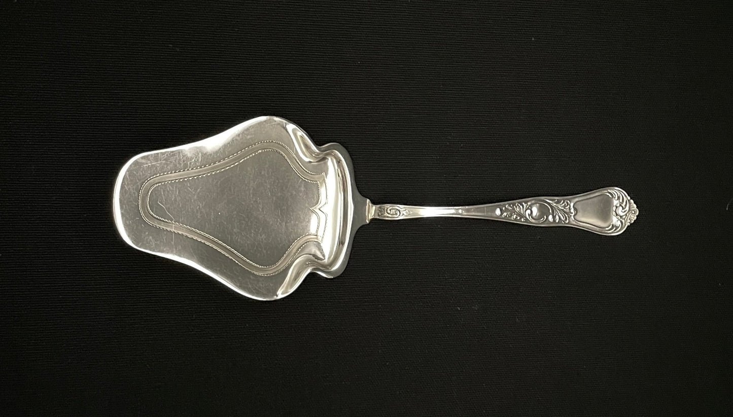 Farmercoco silver cake shovel in the 830s by Th Olsens Eftf