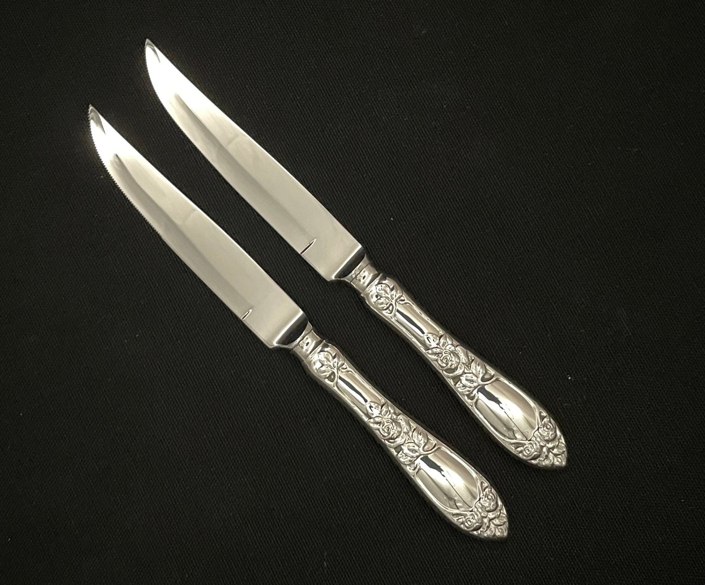 Sublime Rose steak knife in the 830s by Th Marthinsen