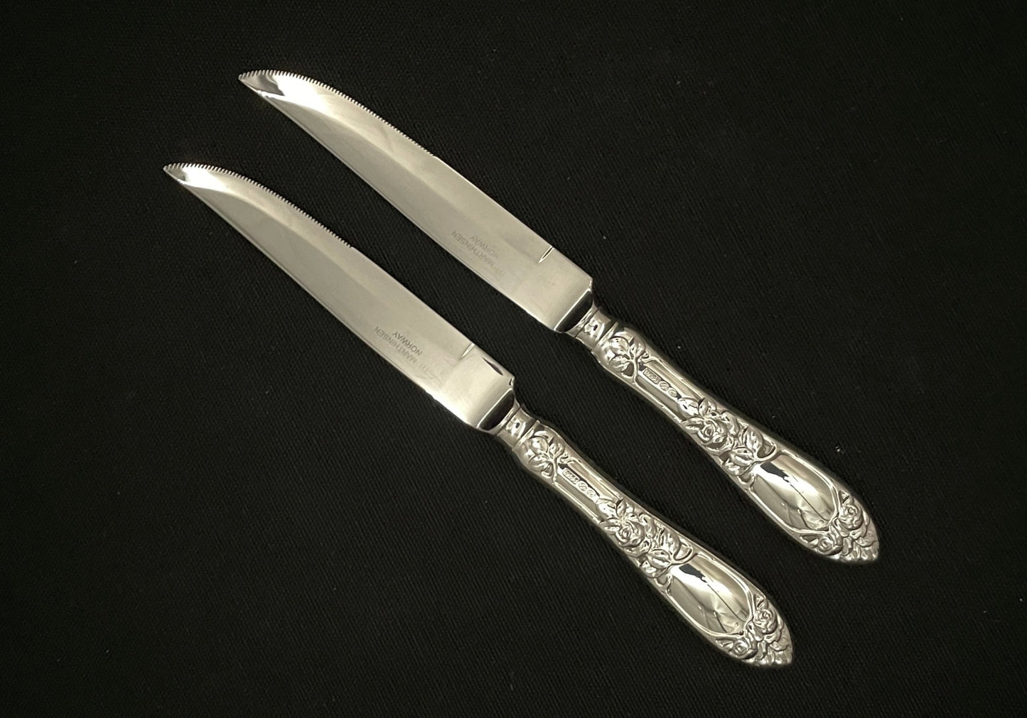 Sublime Rose steak knife in the 830s by Th Marthinsen