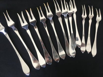 Uplifted Rose cold forks and jam spoons in Uplifted Rose 830s