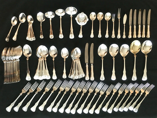 Queen silver knife, fork, spoon and other serving parts in 830s Tostrup