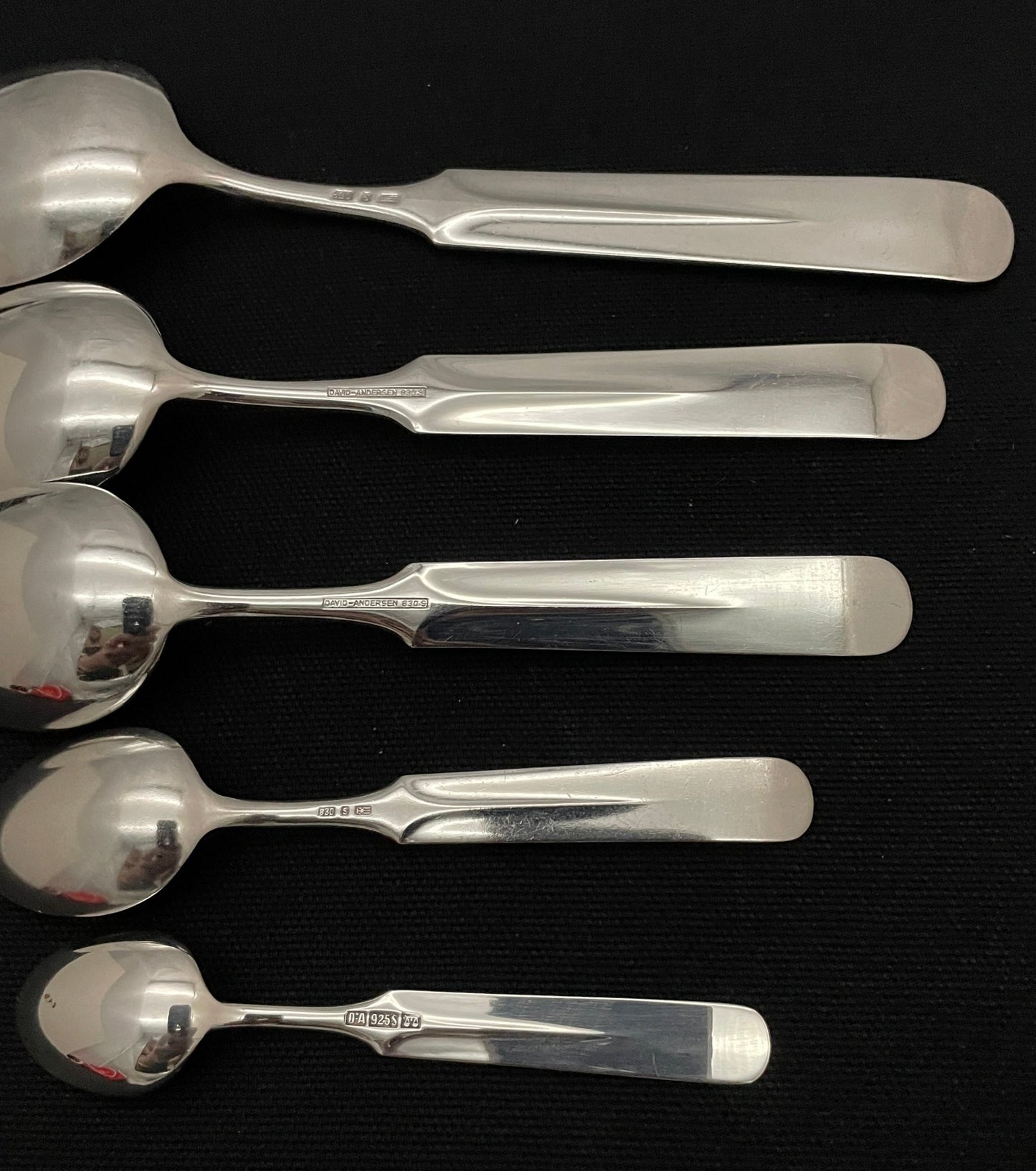 Smooth City Hall spoons by David Andersen in 830s