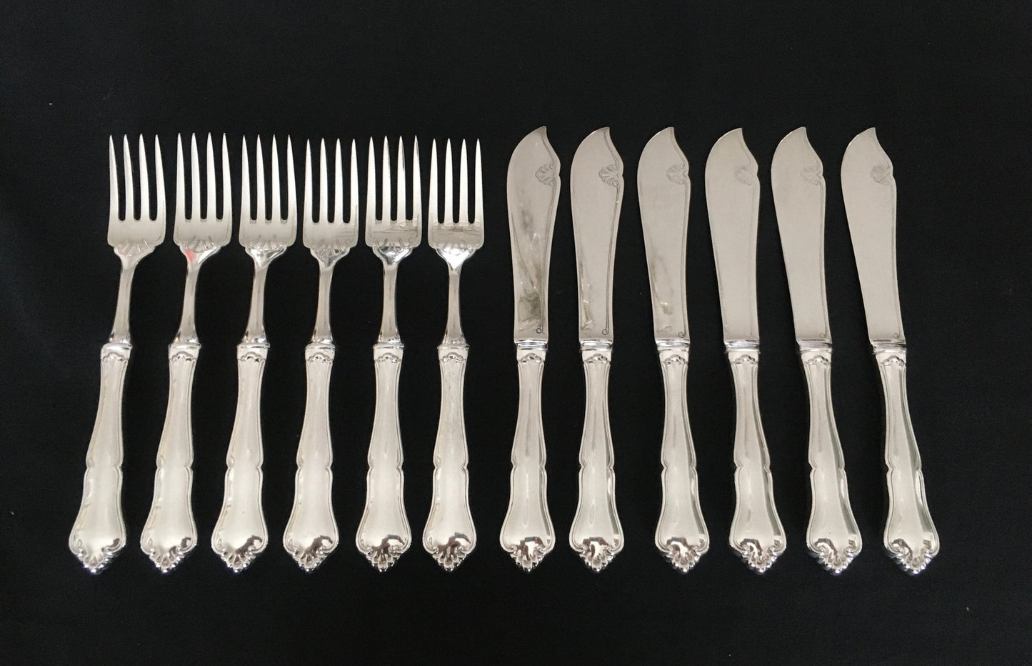 OFFER NOK 850 per piece Martha silver / Märtha silver fishing cutlery in 830s solid silver