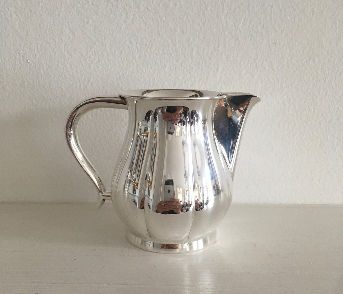 Silver coffee set with sugar bowl and cream jug in the 830s by David Andersen.