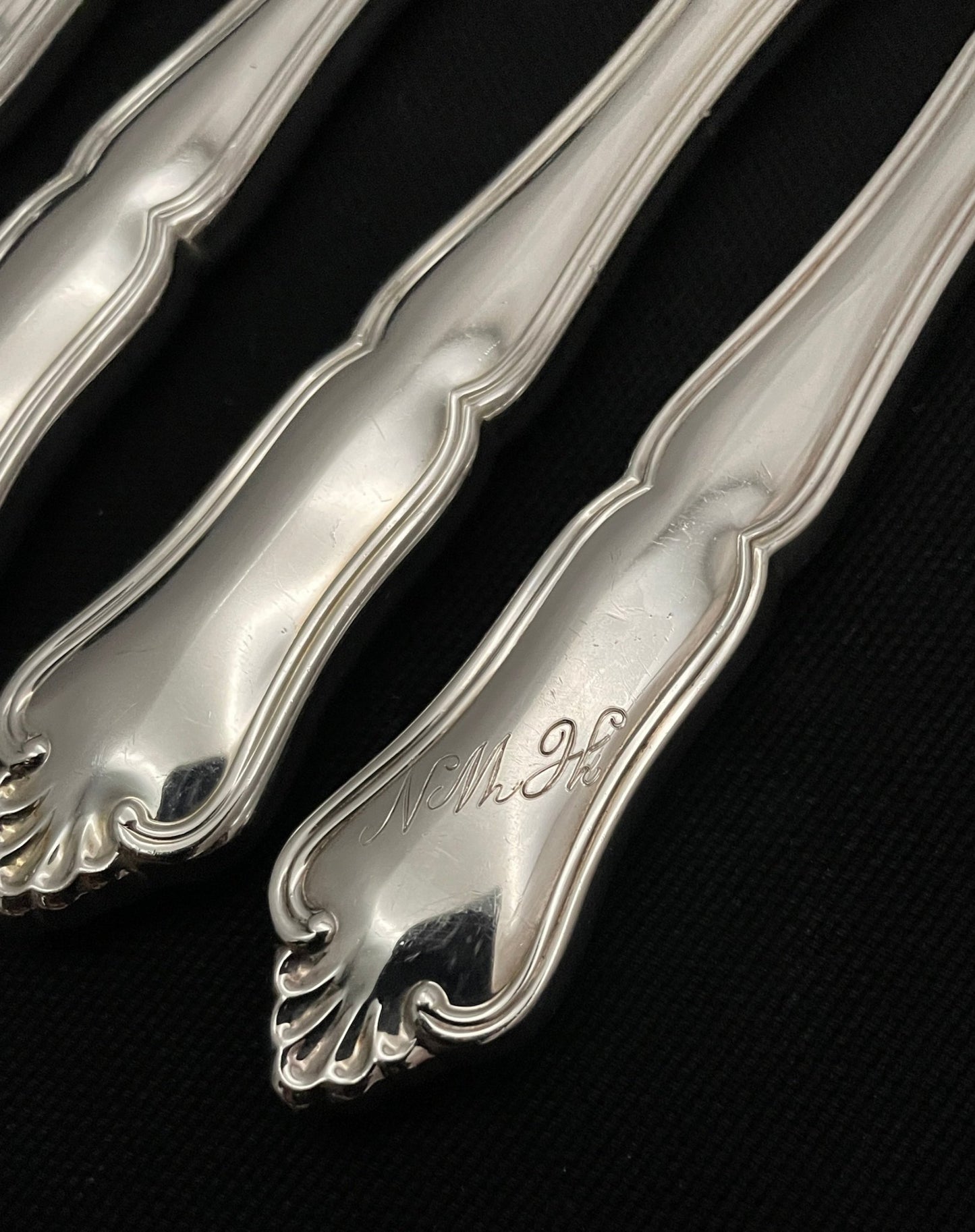 Martha Sølvbestikk Kniv Langt skaft gravering foran