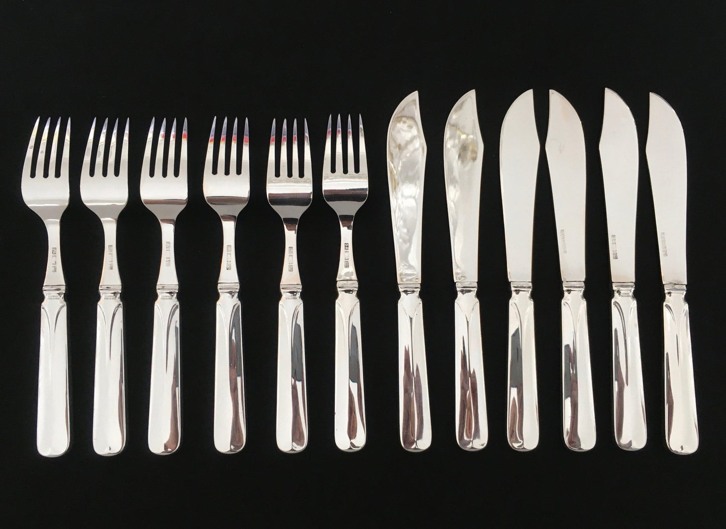 Rådhus Glatt Sølvbestikk Fiskekniv og Fiskegaffel Bakside