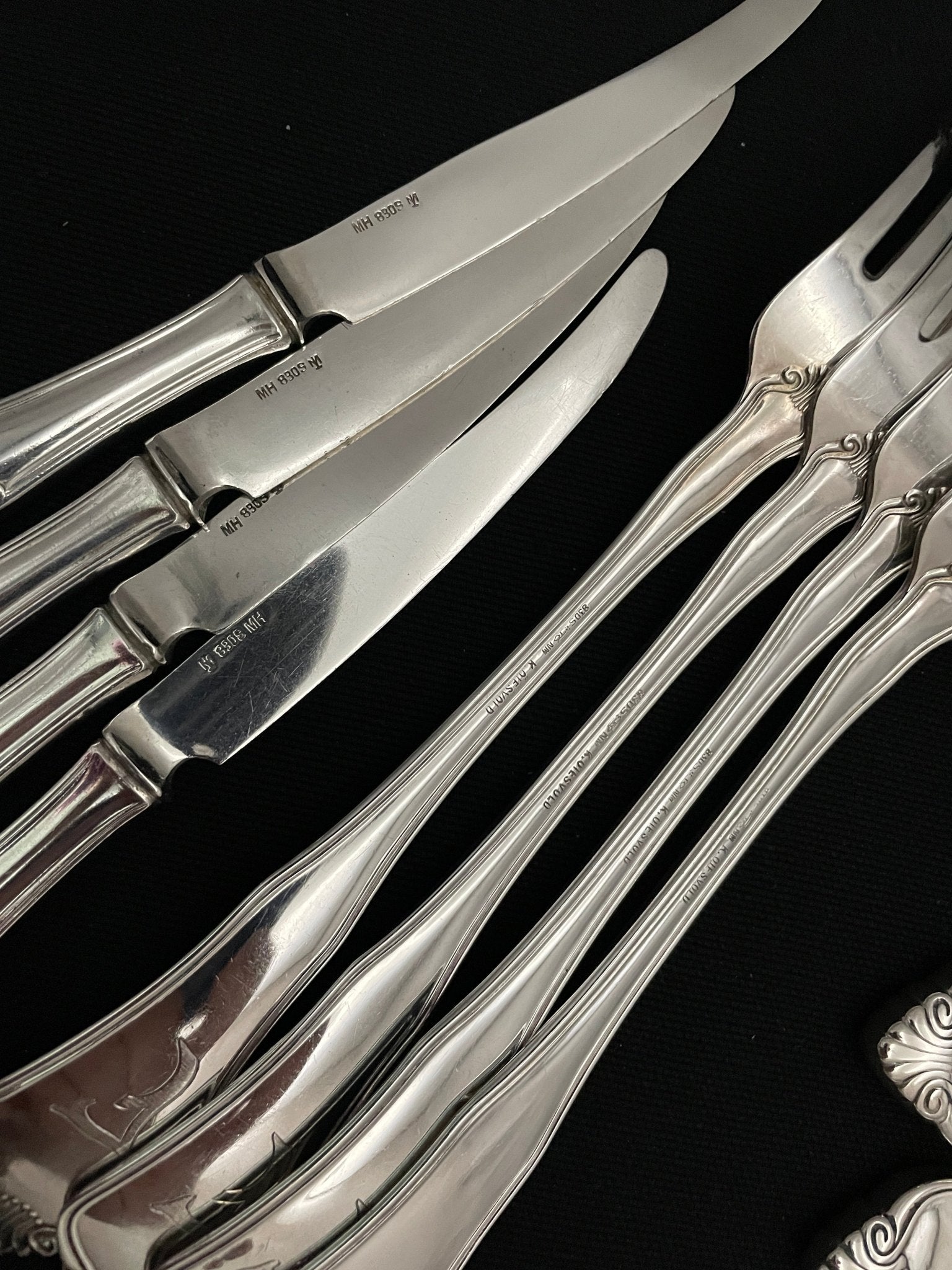 Ragnhild Sølvbestikk Bakside