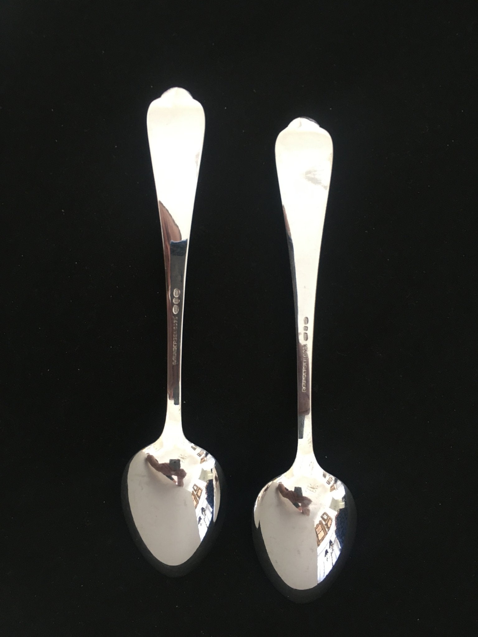 Romansk Solvbestikk Baksidee