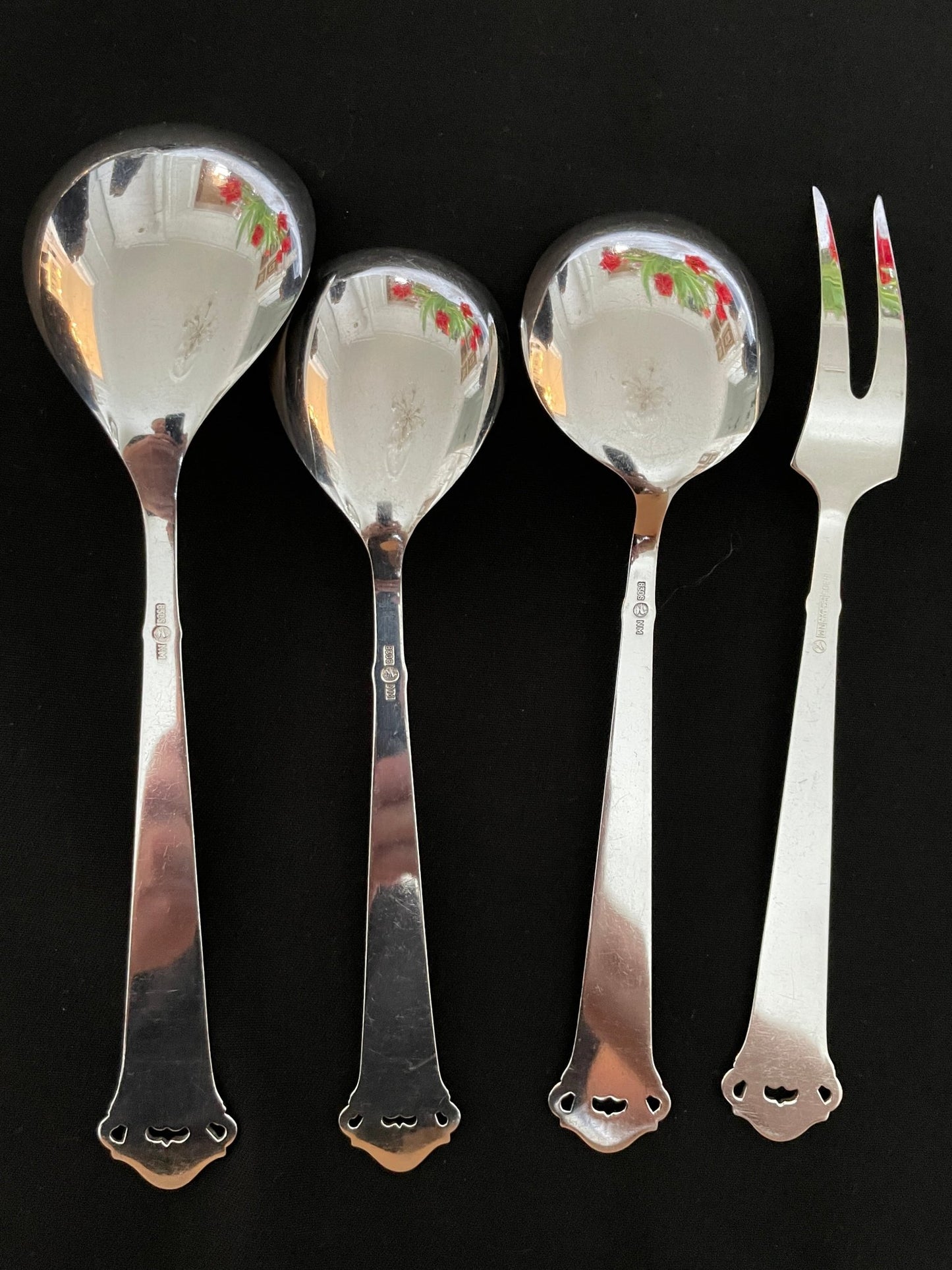 Saga Sølvbestikk Bakside