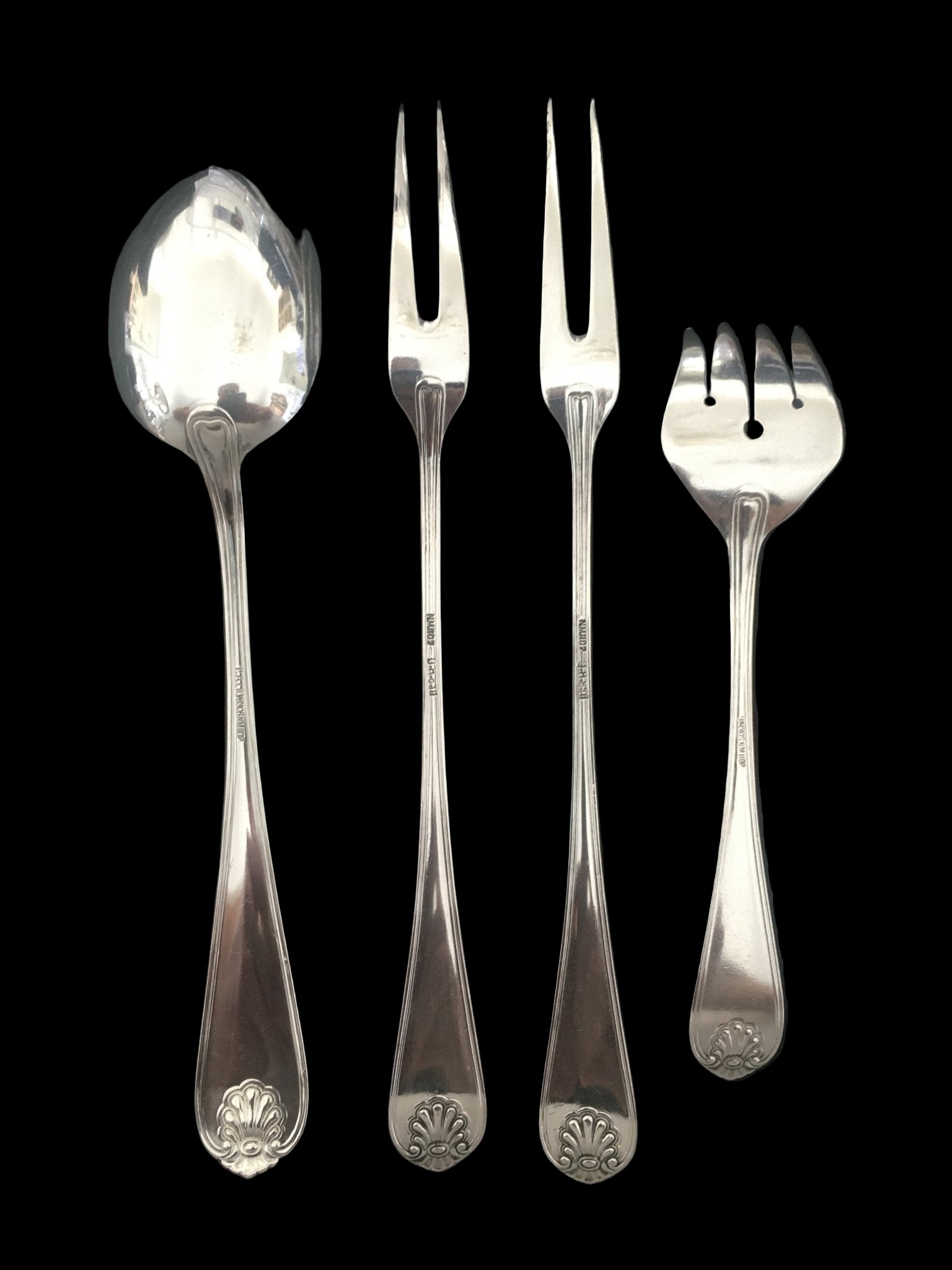 Skjell sølvbestikk Koldtgaffel sildespade Bakside Tostrup