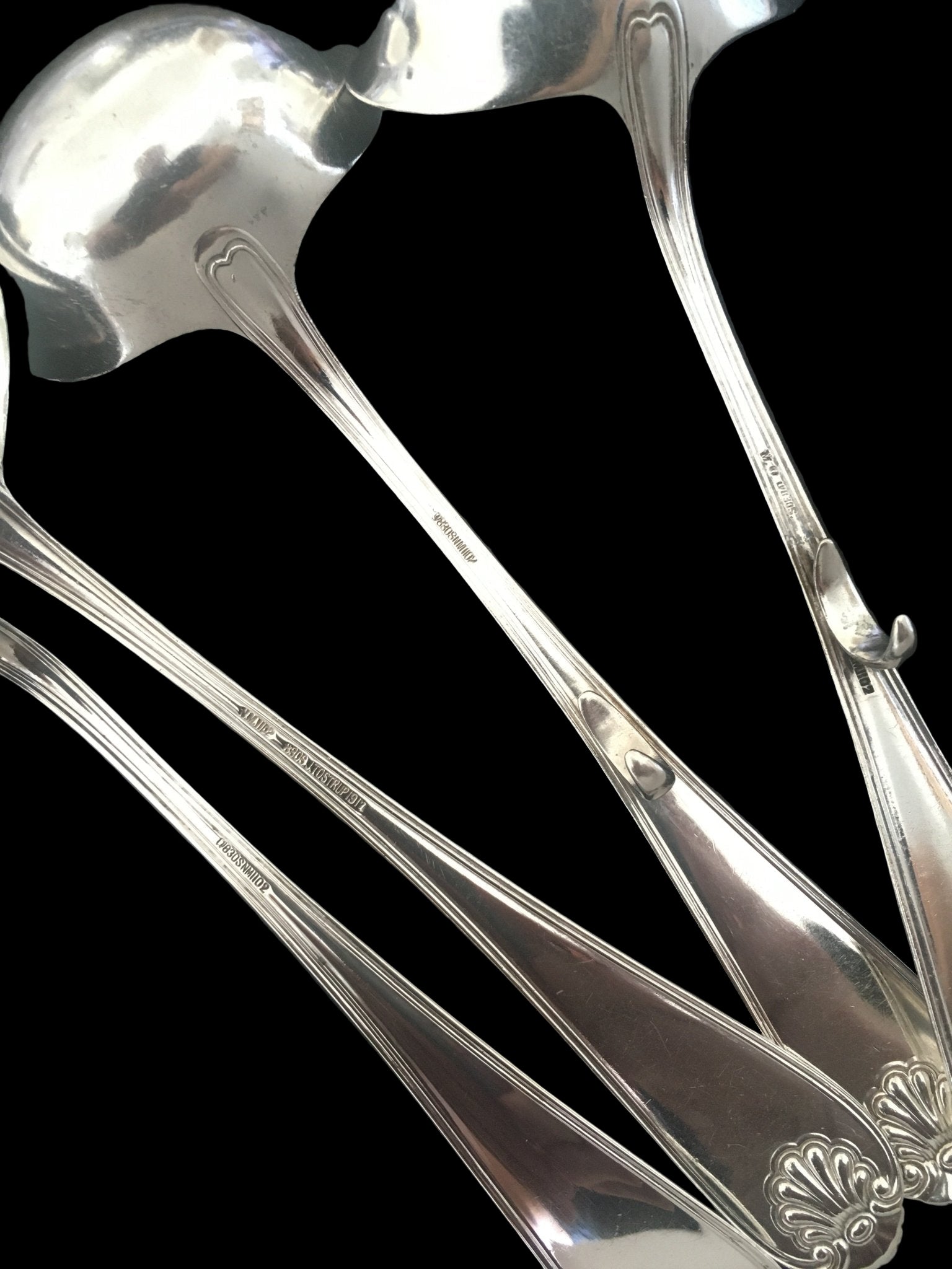 Skjell sølvbestikk Sauseøse Bakside Tostrup