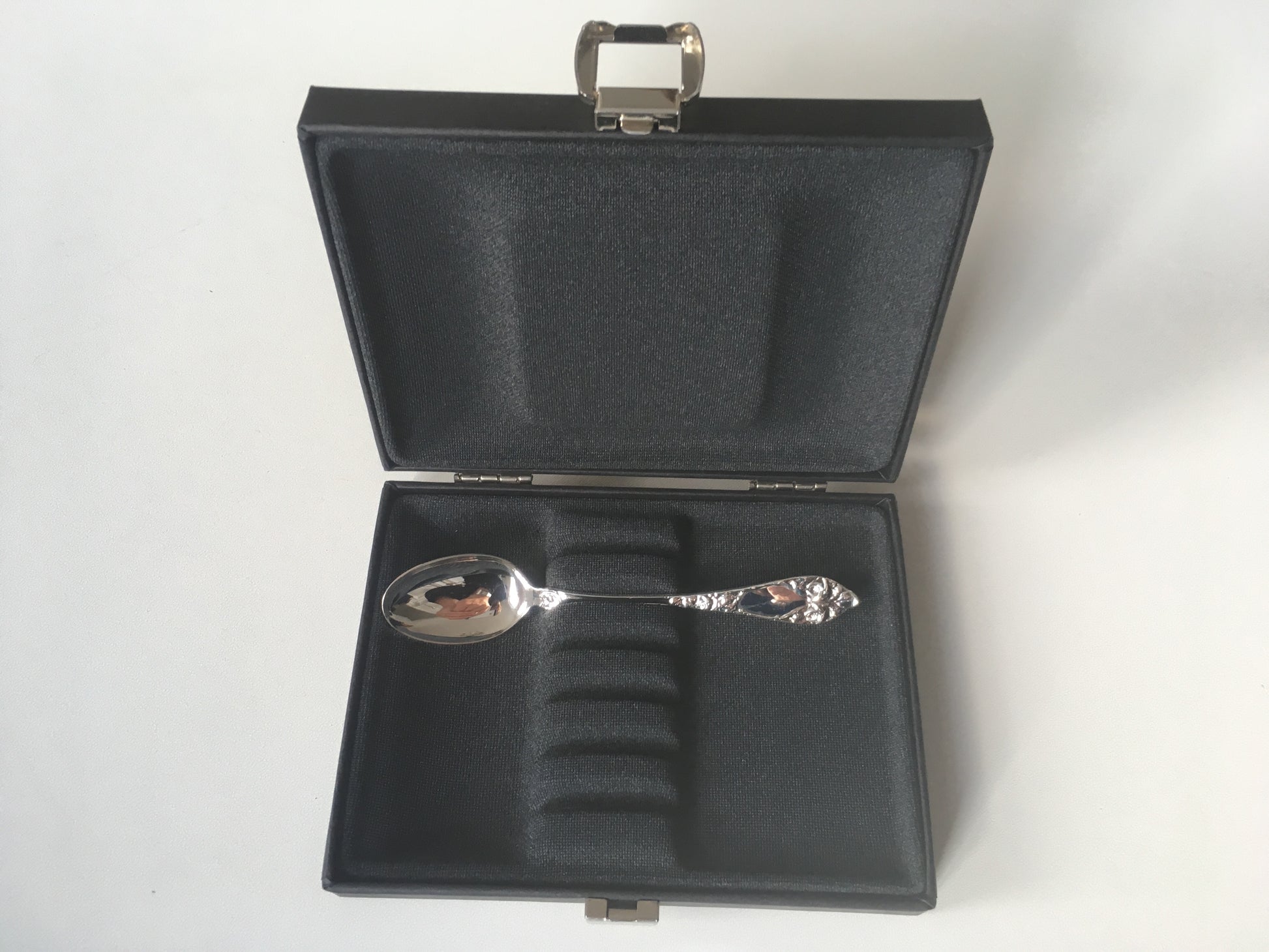 Sølvbestikk esker, Sølvtøy oppbevaring, Bestikk esker, bestikk etuier Kaffeskje