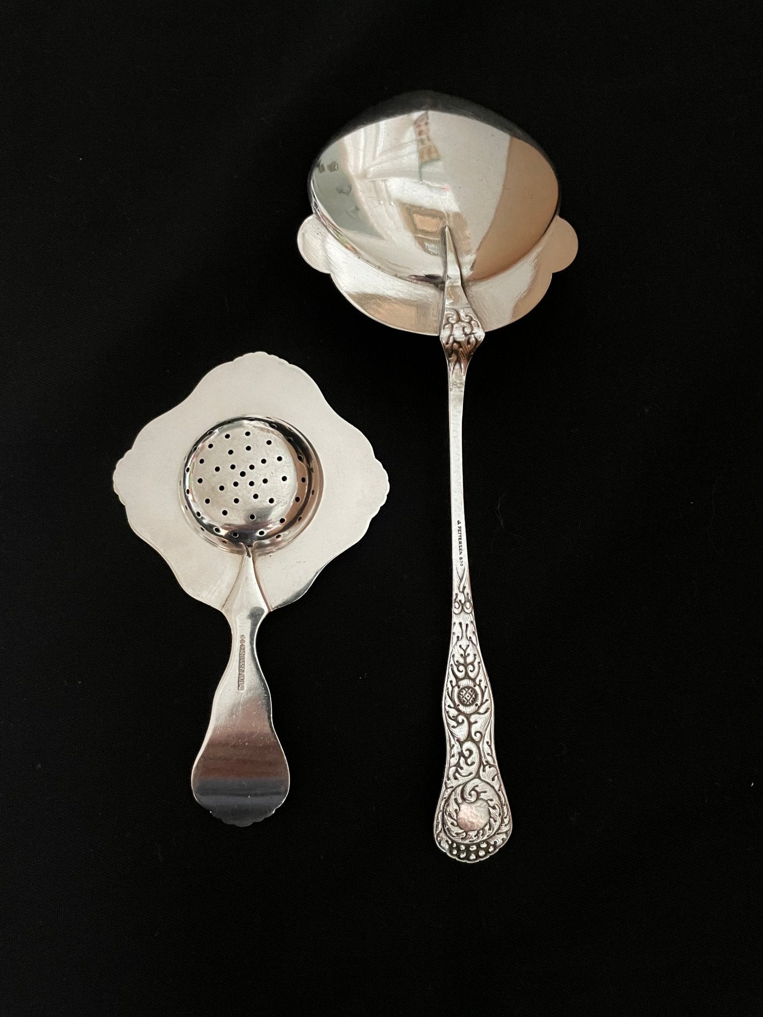 Ukjent Sølvbestikk Tostrup Tesil og Kakespade Bakside