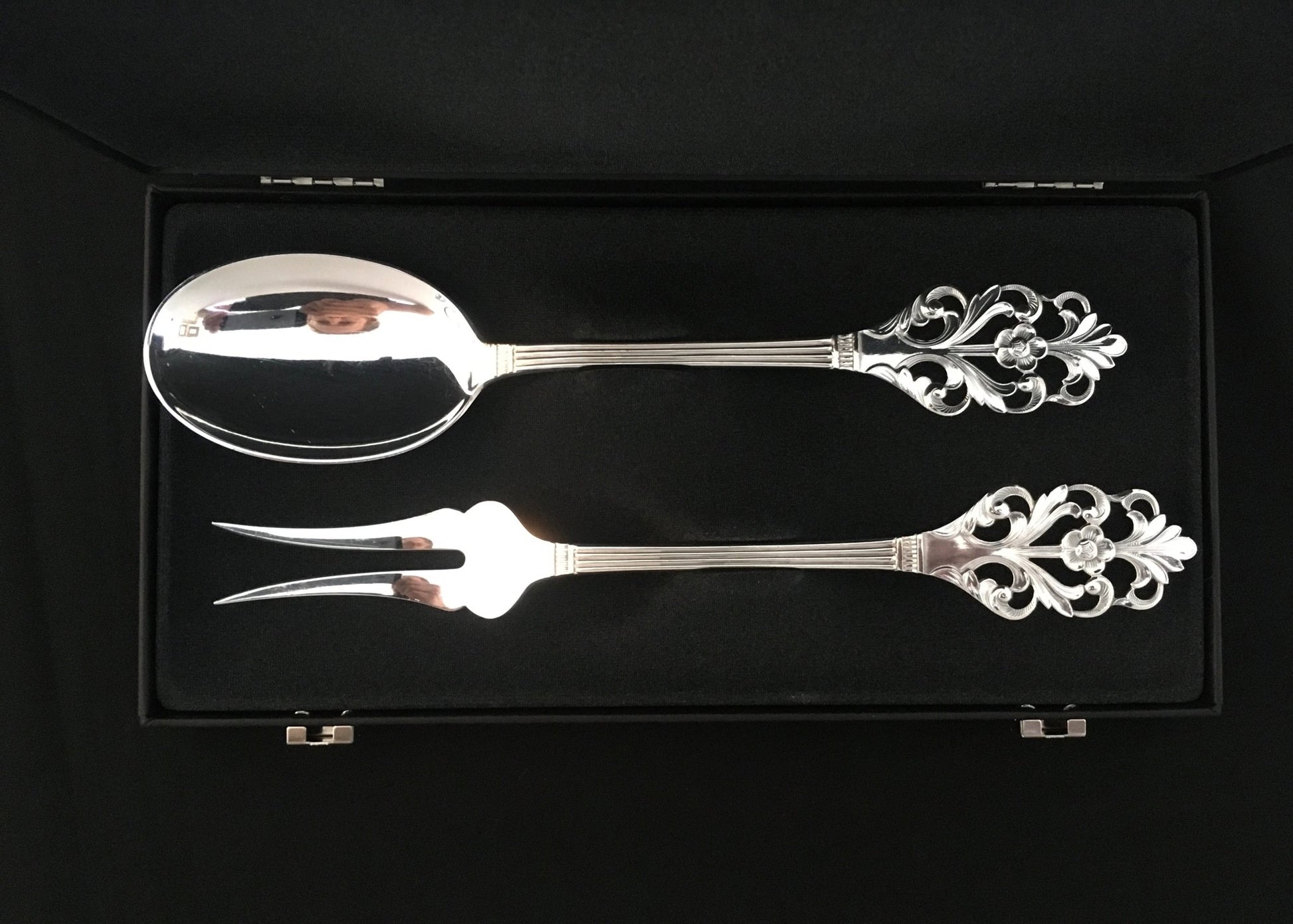 Viking Rose Sølvbestikk Anretningskje og Anretningsgaffel